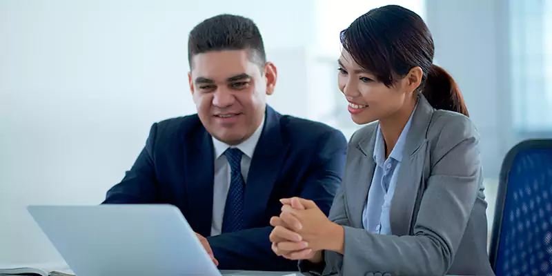 Why Partner with the Best TN Visa Consultants for Canadian Applicants for Mali?